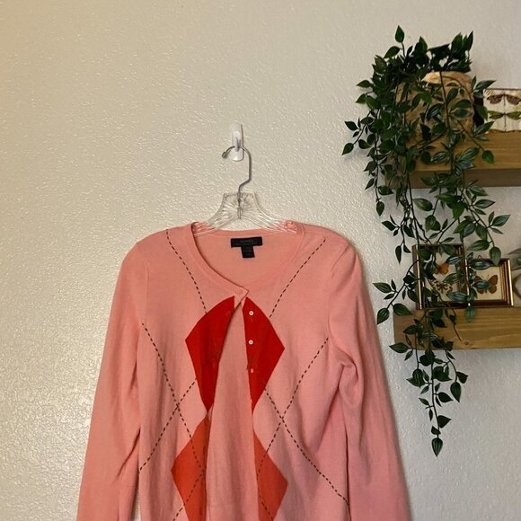 🦋 VINTAGE EXPRESS Pink Preppy Cardigan Size Medium Argyle Y2K Preppy Plaid - Picture 3 of 5